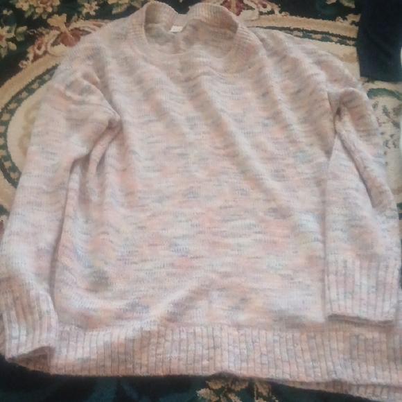 GAP Multicolor Crew Neck Sweater - Picture 1 of 5